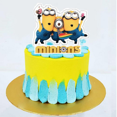 Minions Buttercream Cake with Printed Topper 