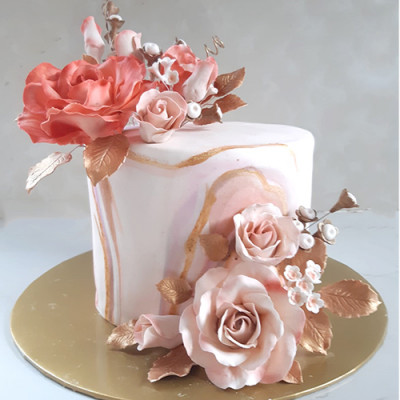 Engagement or Wedding Cake with Beautiful Roses
