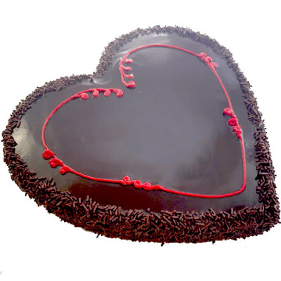 Eggless Heart Shaped Chocolate Love Cake