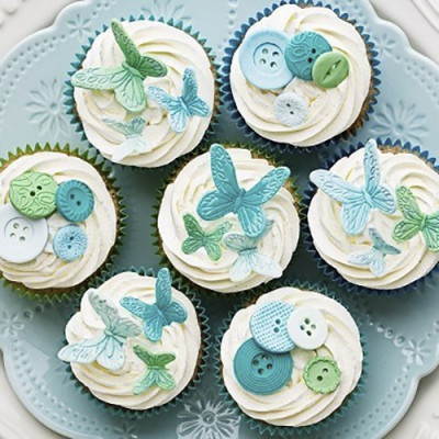 Butterflies and Buttons Cupcakes