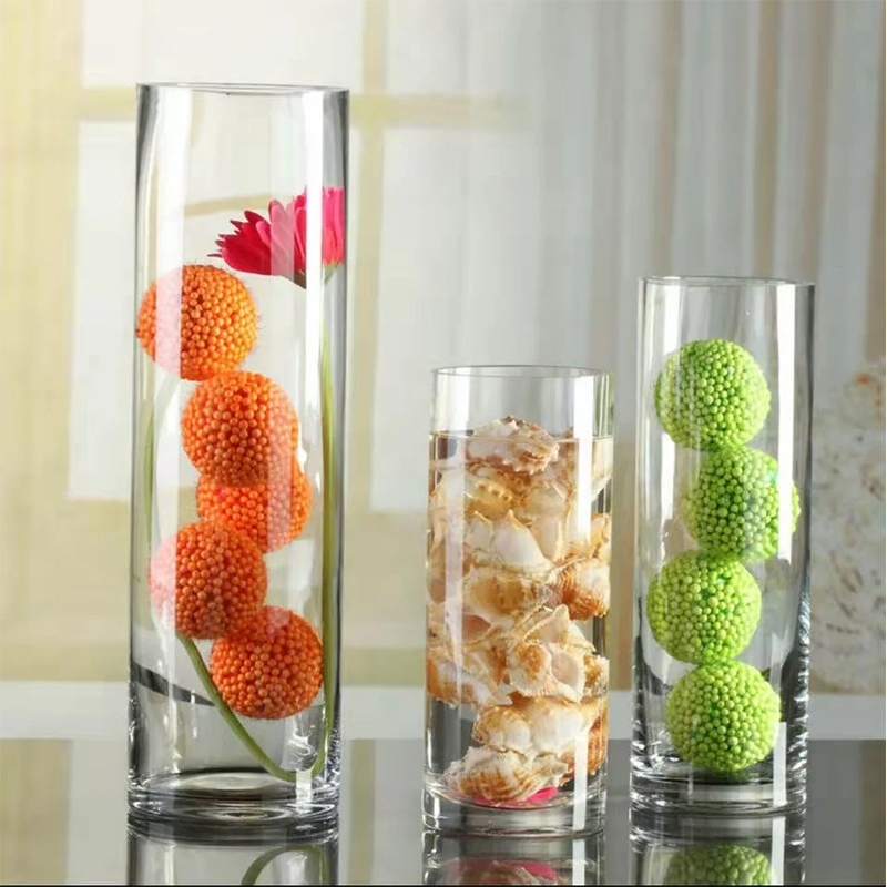 The crystal-clear glass allows the natural colors and textures of your arrangements to take center stage.